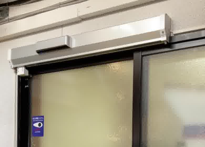 後付け型自動ドア開閉装置（ST 1000HB）